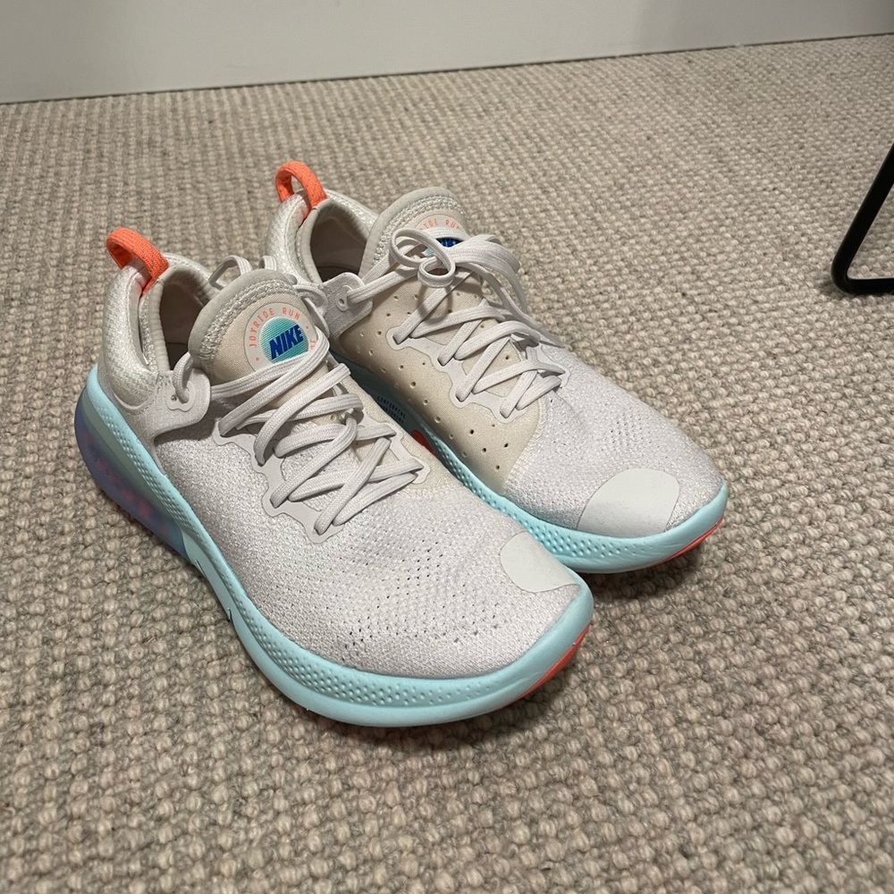 Nike joyride